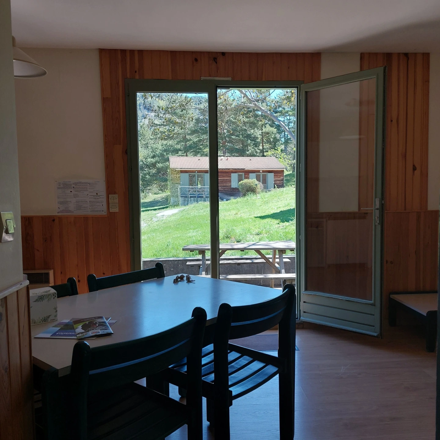salon chalet Standard